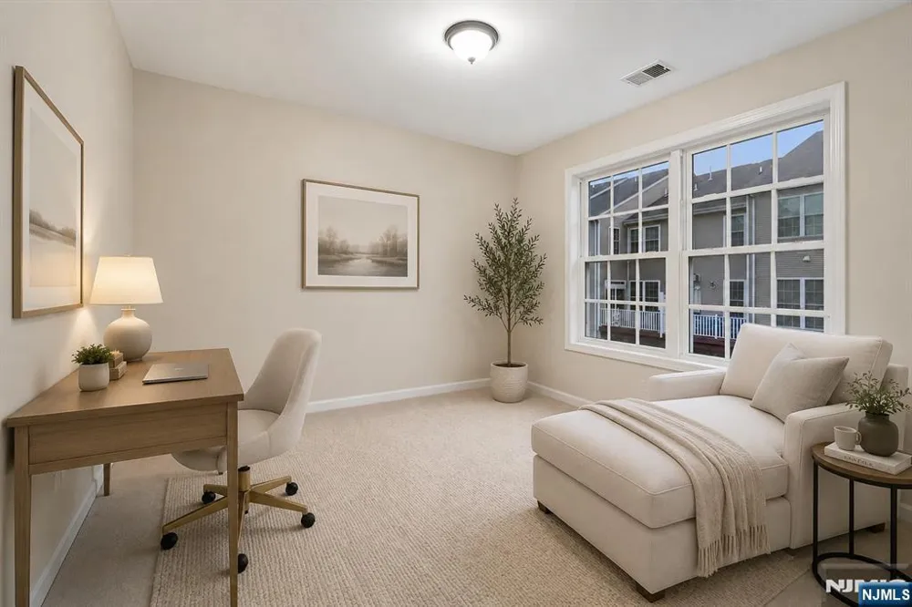195 Levinberg Lane Wayne, NJ 07470