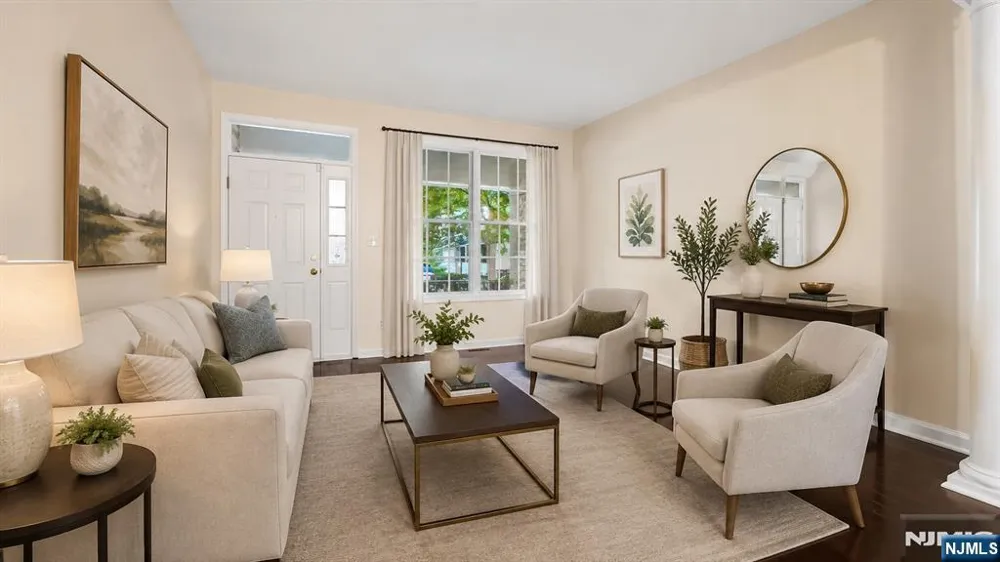 195 Levinberg Lane Wayne, NJ 07470