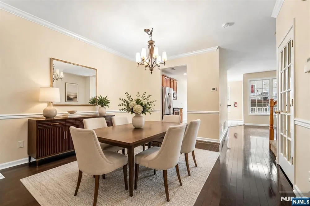 195 Levinberg Lane Wayne, NJ 07470