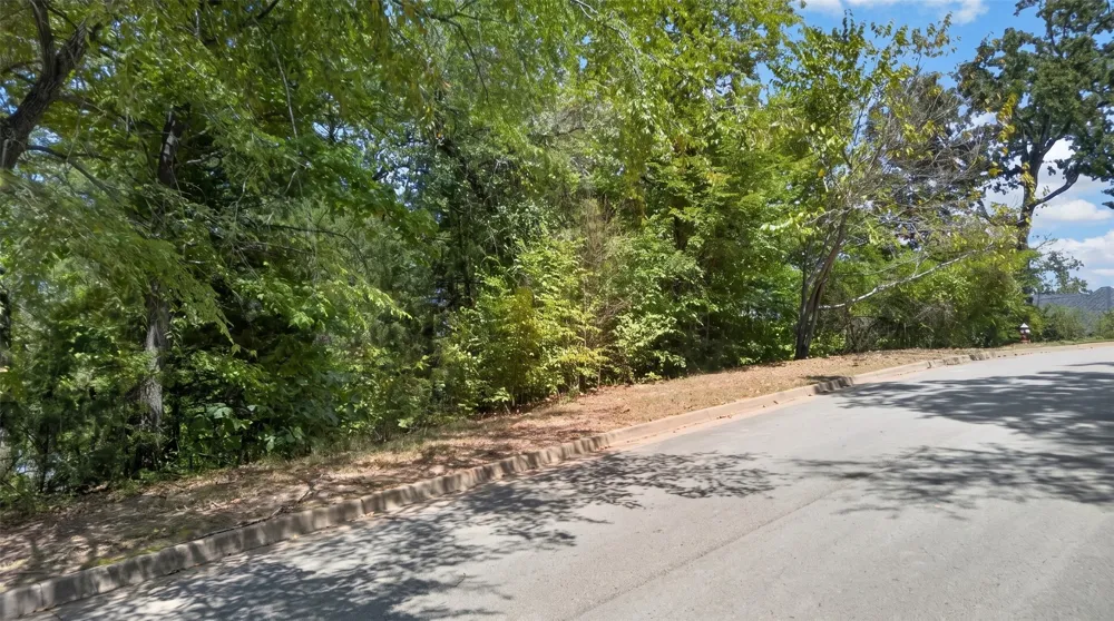 4513 Cascades Shoreline Drive Tyler, TX 75709