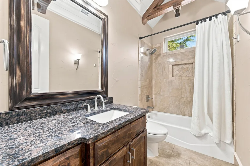 100 Deer Creek Drive Waco, TX 76708