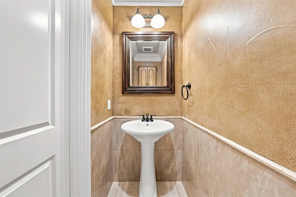 100 Deer Creek Drive Waco, TX 76708