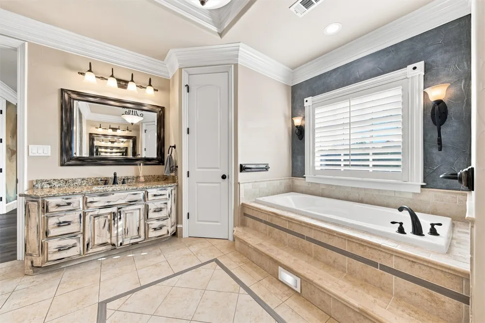 100 Deer Creek Drive Waco, TX 76708
