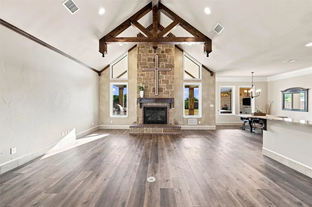 100 Deer Creek Drive Waco, TX 76708
