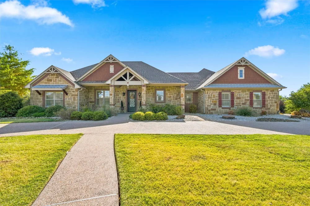 100 Deer Creek Drive Waco, TX 76708