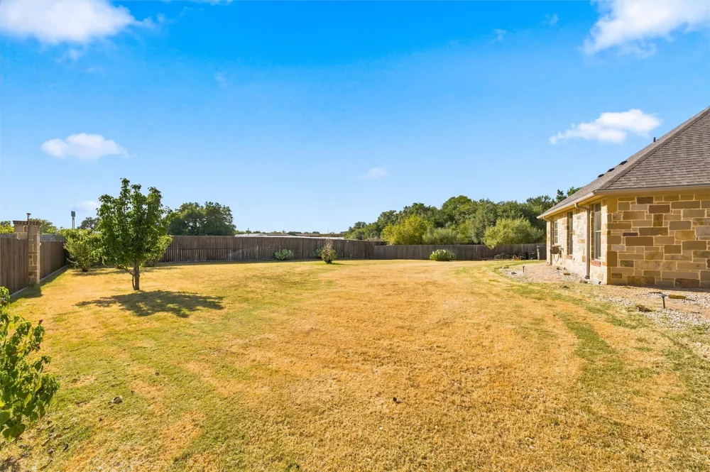 100 Deer Creek Drive Waco, TX 76708