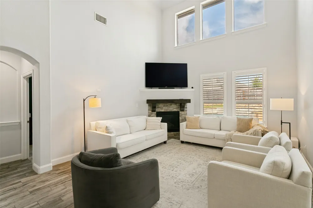 6356 Brynwyck Lane North Richland Hills, TX 76182
