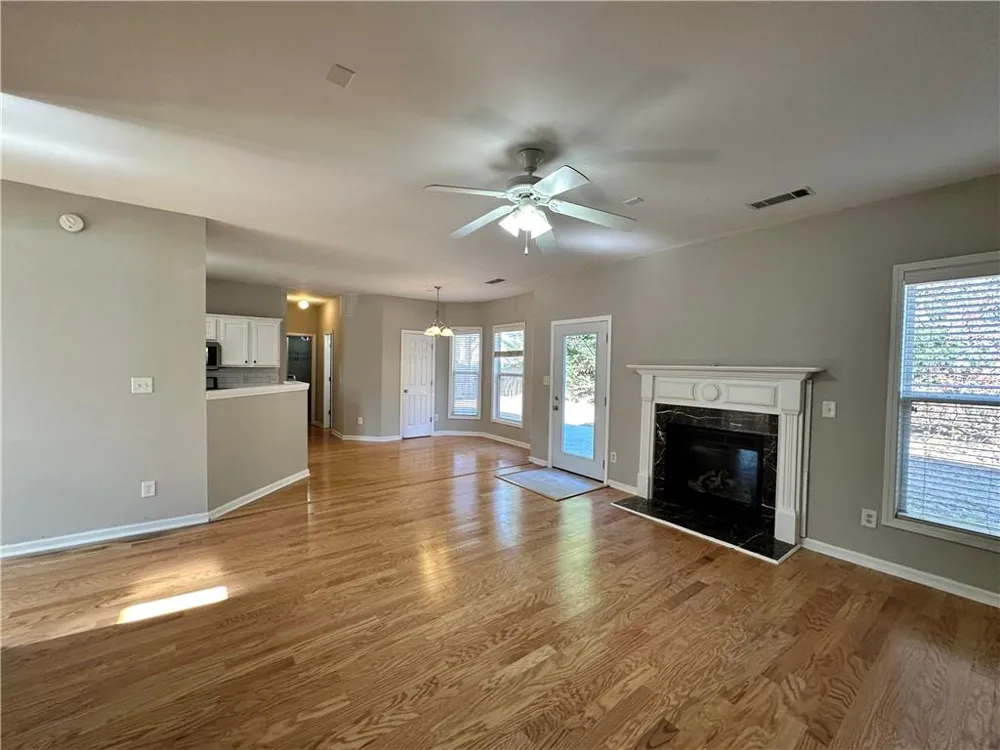 2403 Walnut Tree Lane Buford, GA 30519