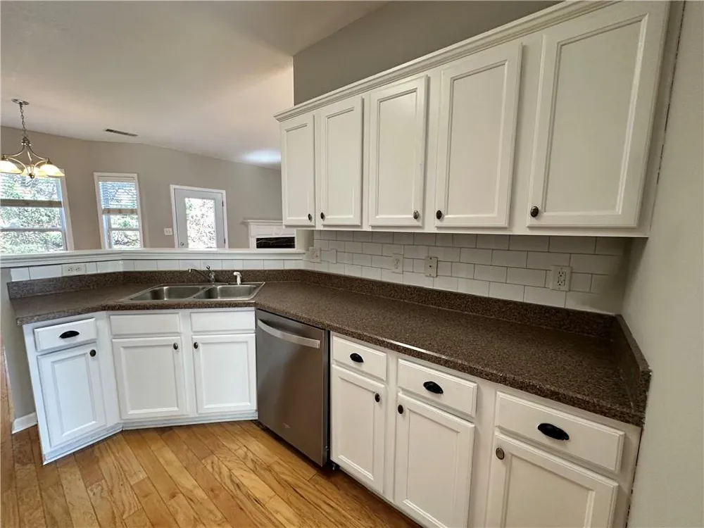 2403 Walnut Tree Lane Buford, GA 30519