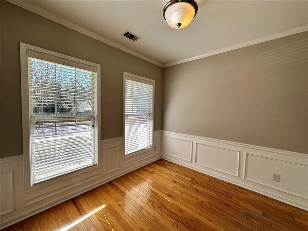 2403 Walnut Tree Lane Buford, GA 30519