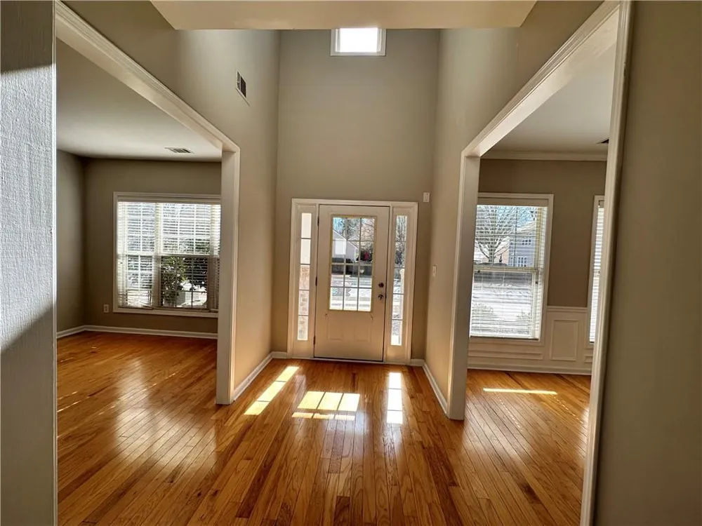 2403 Walnut Tree Lane Buford, GA 30519