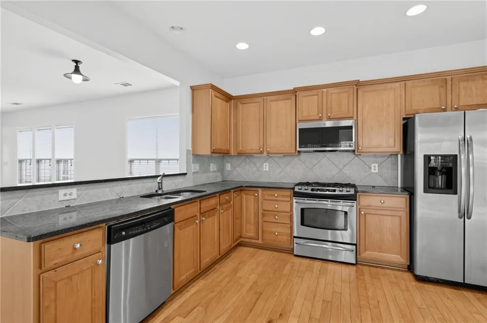 6339 Black Rock Ln Hoschton, GA 30548