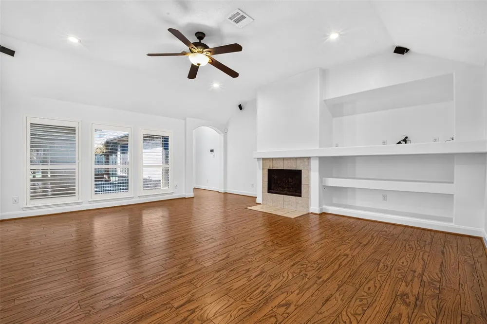 2908 Misty Wind Court League City, TX 77573