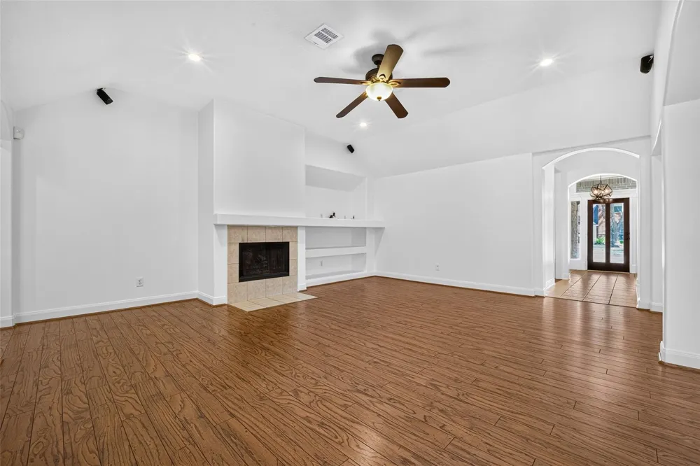 2908 Misty Wind Court League City, TX 77573