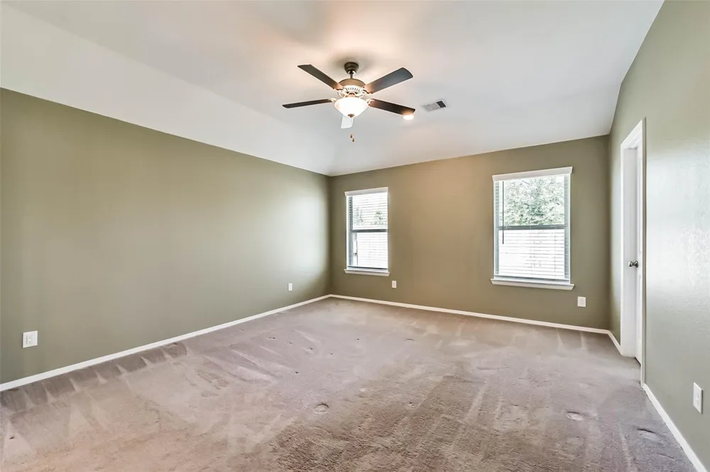 9422 Vicksburg Road Baytown, TX 77521