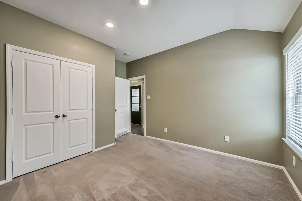 9422 Vicksburg Road Baytown, TX 77521