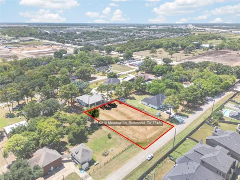 5810 Meadow Lane