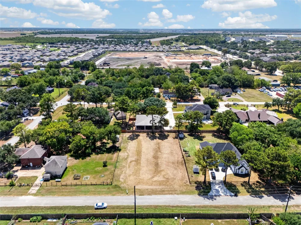 5810 Meadow Lane Richmond, TX 77469
