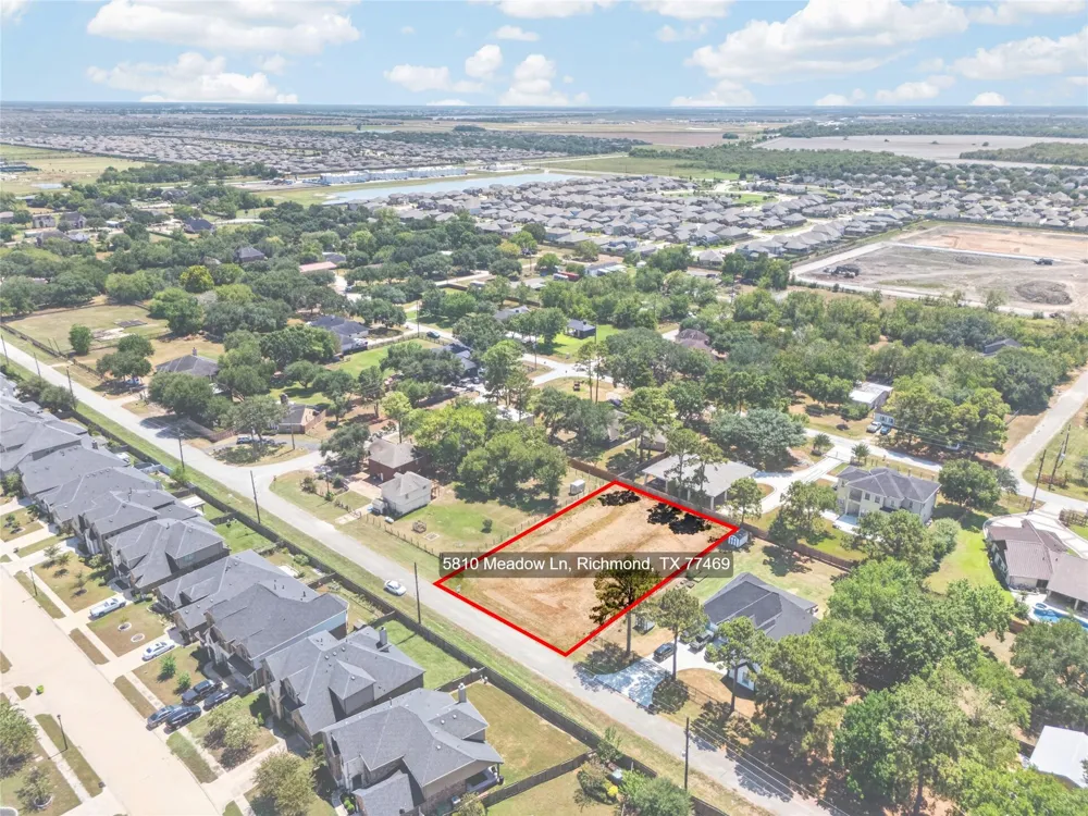 5810 Meadow Lane Richmond, TX 77469