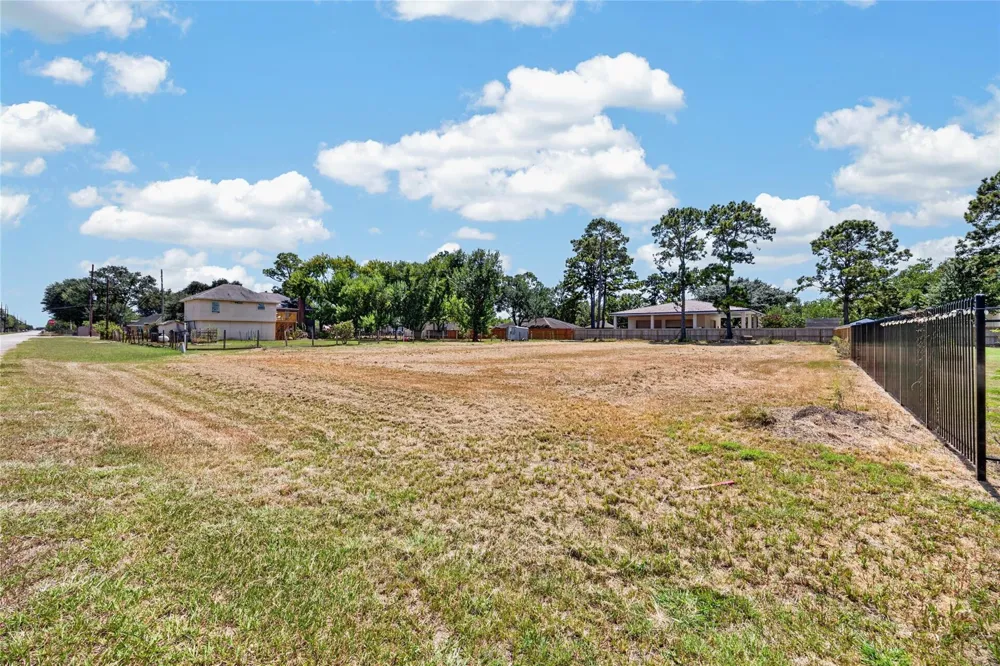 5810 Meadow Lane Richmond, TX 77469