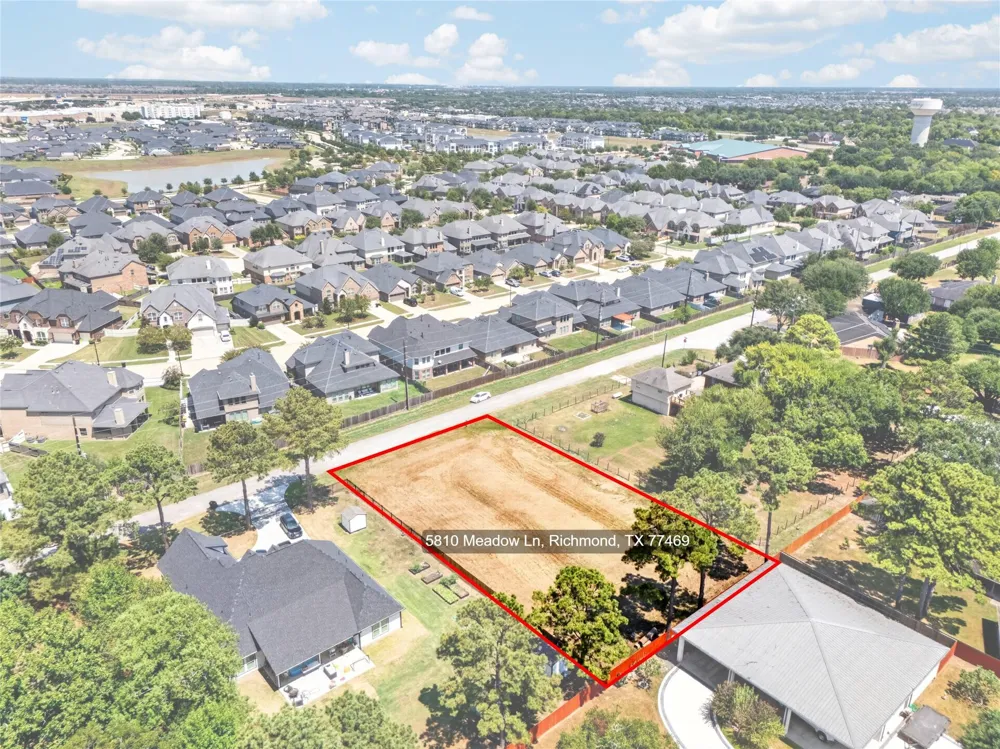 5810 Meadow Lane Richmond, TX 77469