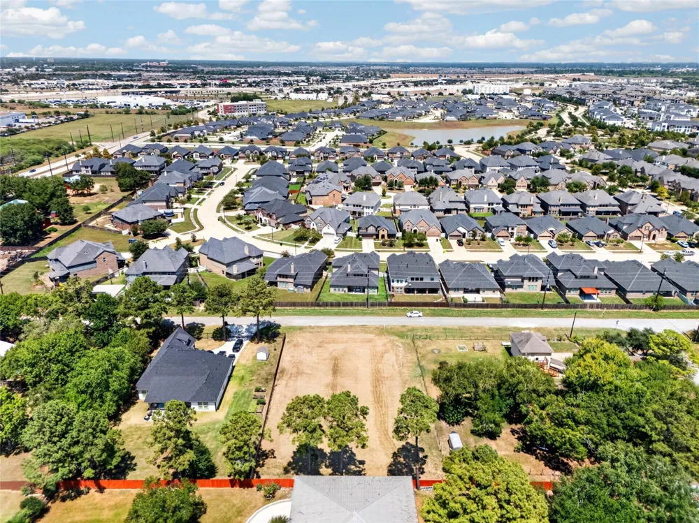 5810 Meadow Lane Richmond, TX 77469