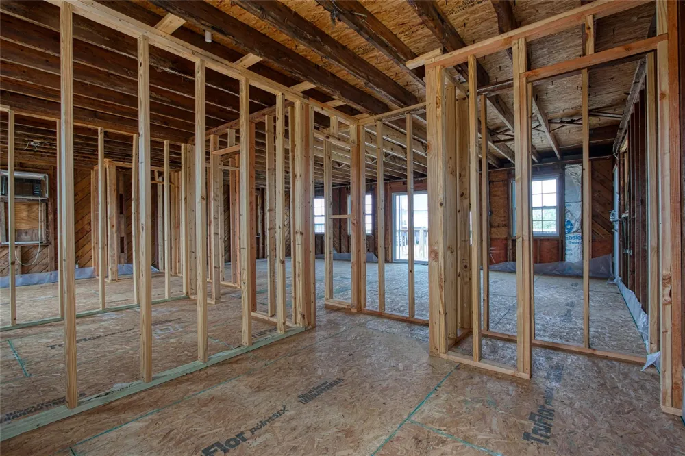 114 Bayou Vista Drive Hitchcock, TX 77563