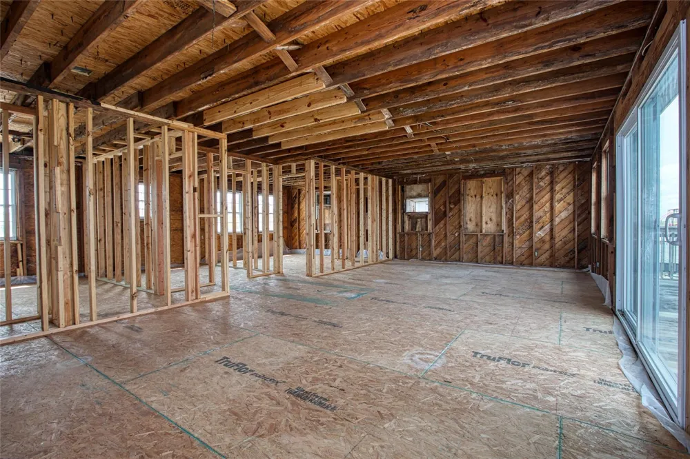 114 Bayou Vista Drive Hitchcock, TX 77563