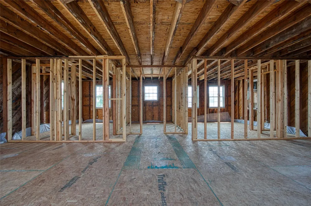 114 Bayou Vista Drive Hitchcock, TX 77563