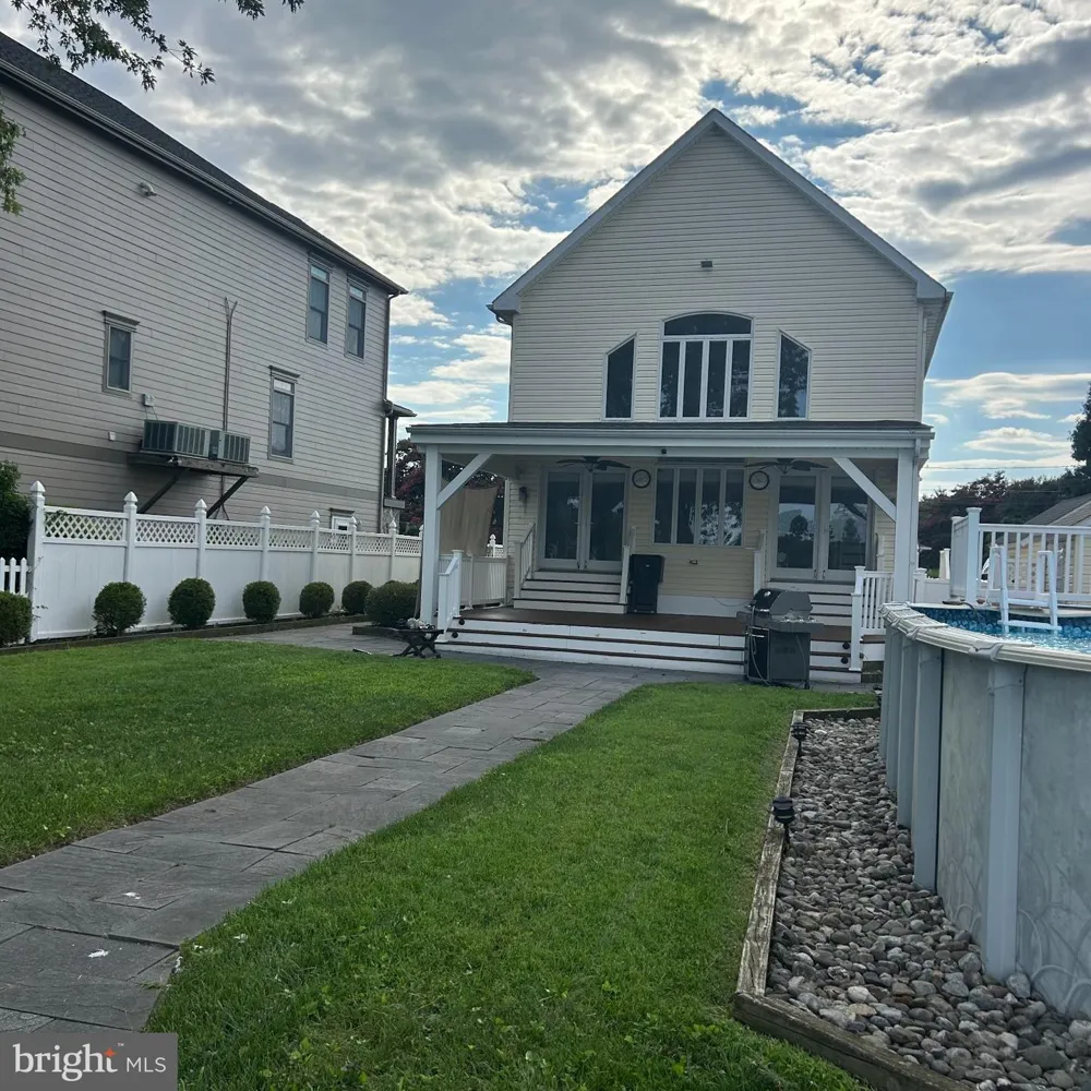 107 BAYSIDE DRIVE Baltimore, MD 21222
