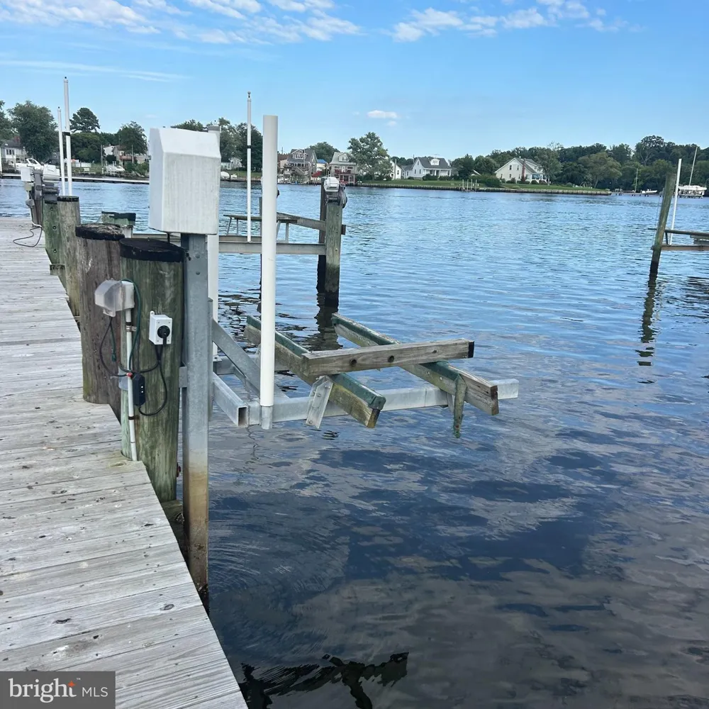 107 BAYSIDE DRIVE Baltimore, MD 21222