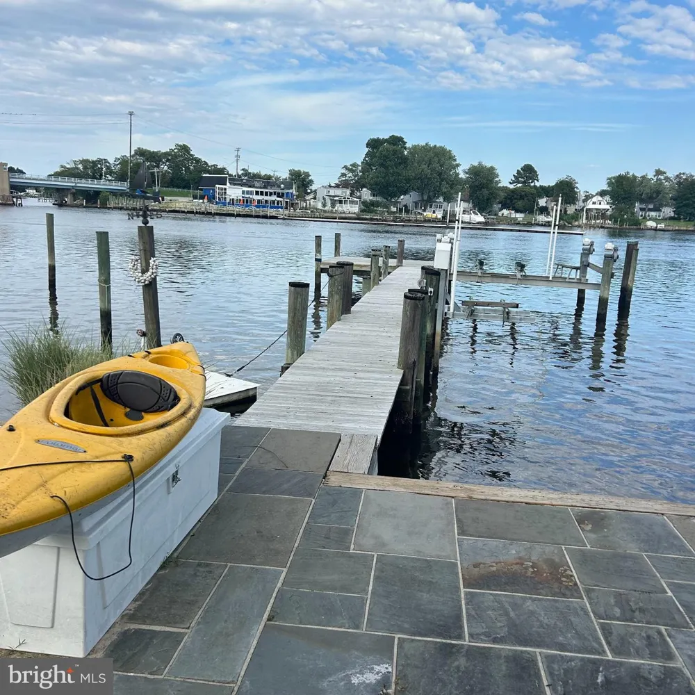 107 BAYSIDE DRIVE Baltimore, MD 21222
