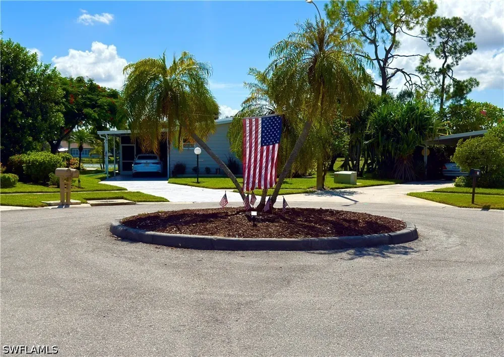 Calais Court Naples, FL 34112