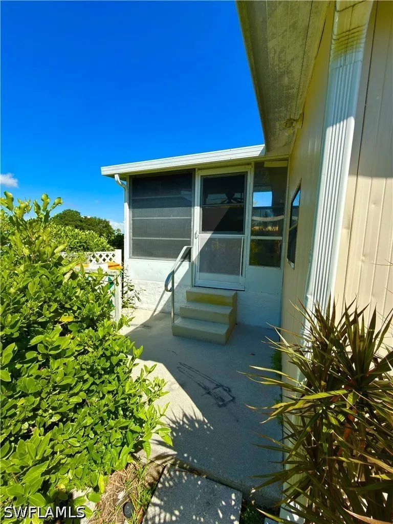 Calais Court Naples, FL 34112