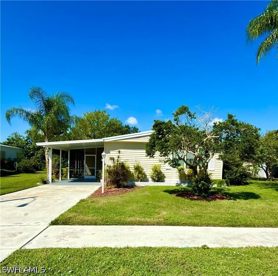 Calais Court Naples, FL 34112