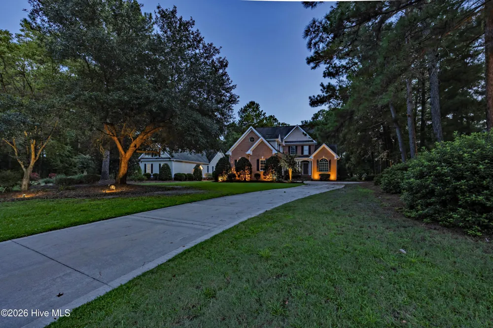 254 W Winding Way Wallace, NC 28466