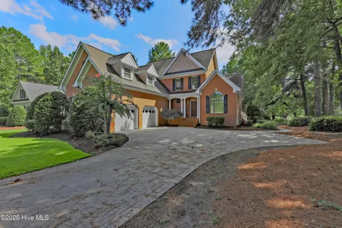 254 W Winding Way