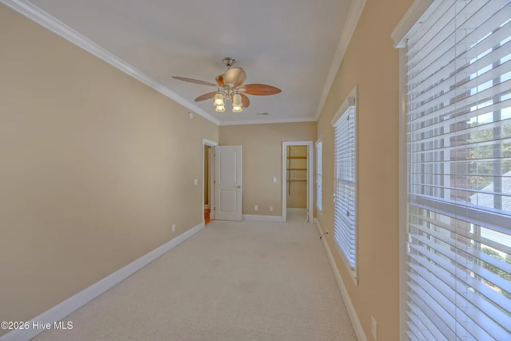 254 W Winding Way Wallace, NC 28466