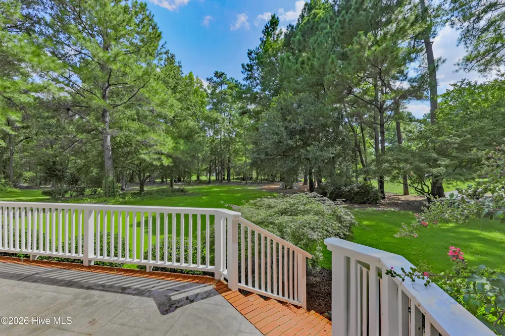 254 W Winding Way Wallace, NC 28466