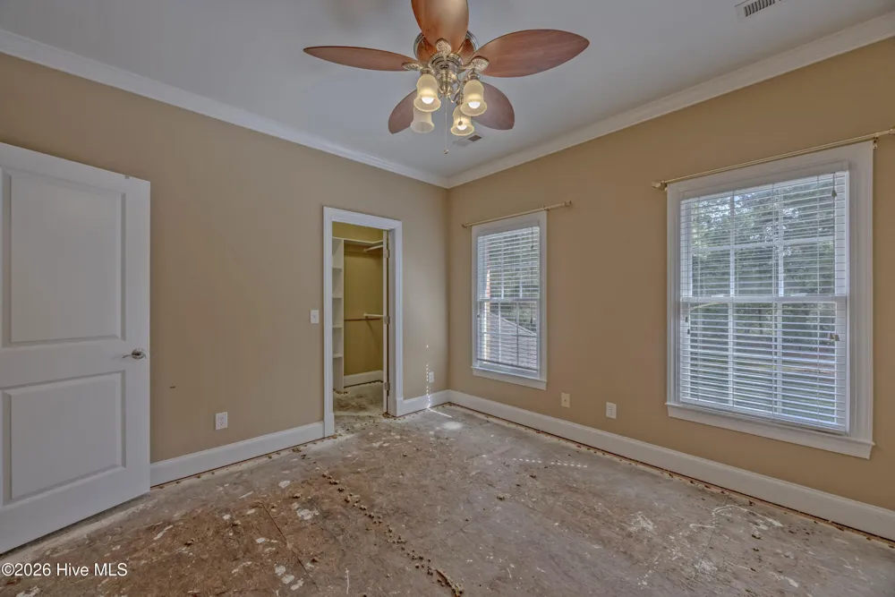 254 W Winding Way Wallace, NC 28466