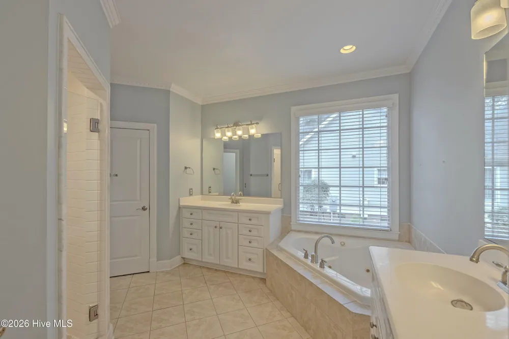 254 W Winding Way Wallace, NC 28466