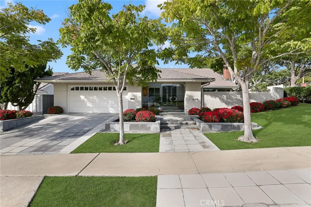 1976 Port Cardigan Place Newport Beach, CA 92660
