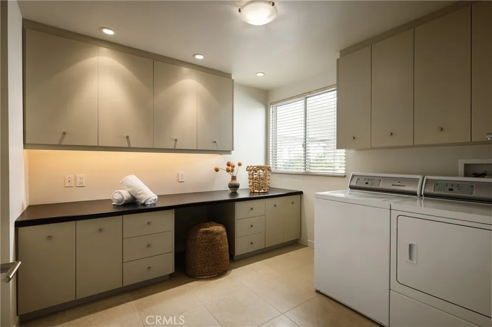 1976 Port Cardigan Place Newport Beach, CA 92660