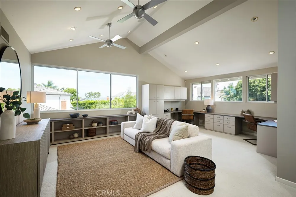 1976 Port Cardigan Place Newport Beach, CA 92660