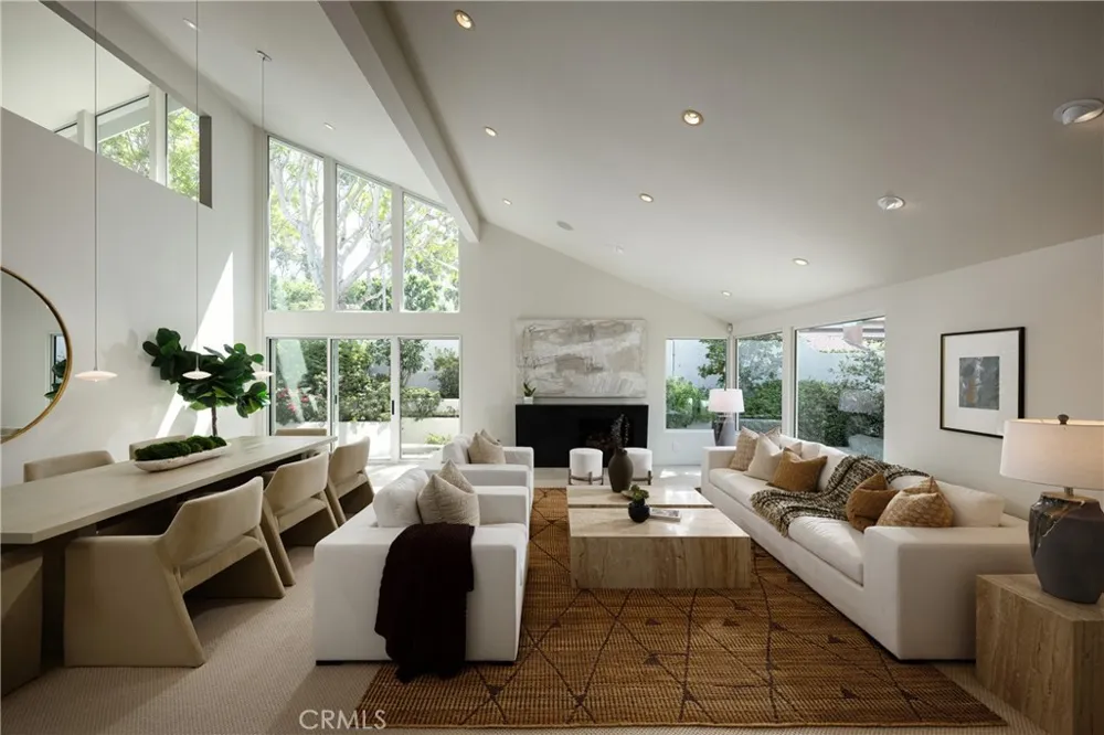 1976 Port Cardigan Place Newport Beach, CA 92660