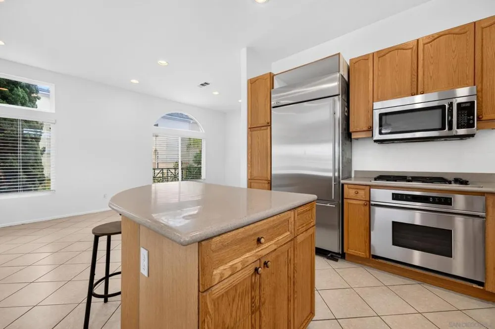 12664 Carmel Country 72 #72 San Diego, CA 92130