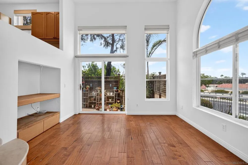 12664 Carmel Country 72 #72 San Diego, CA 92130