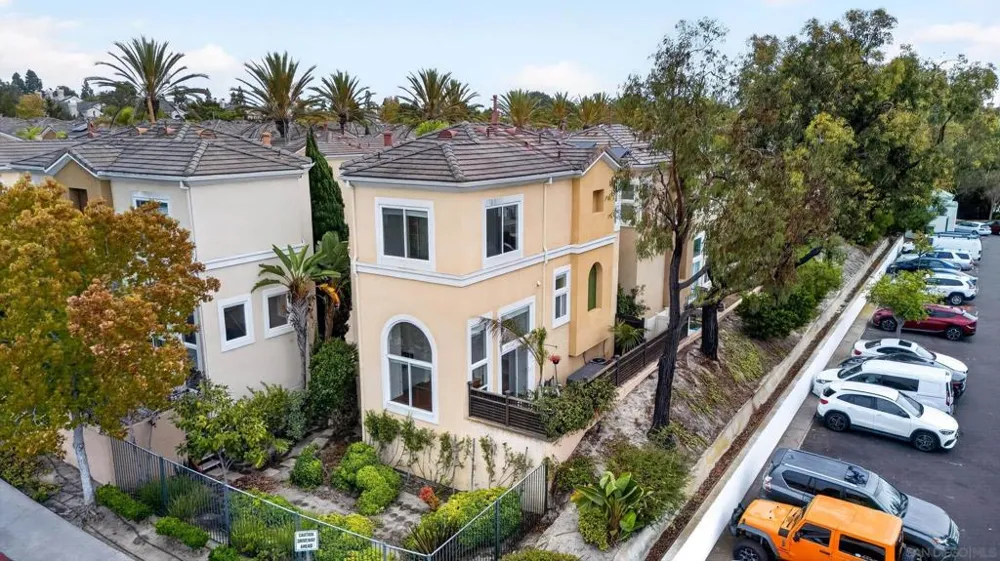 12664 Carmel Country 72 #72 San Diego, CA 92130