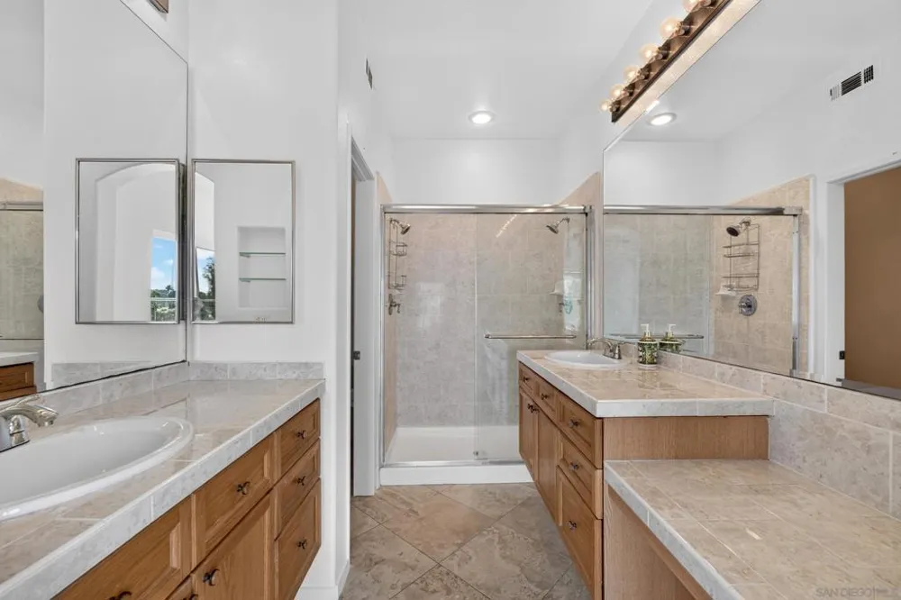 12664 Carmel Country 72 #72 San Diego, CA 92130