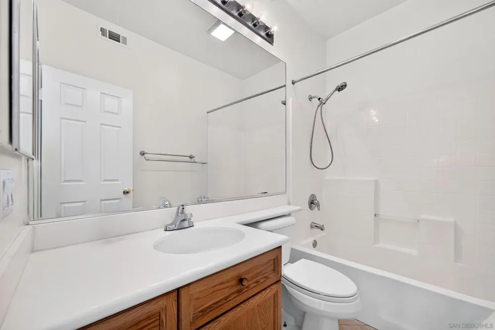 12664 Carmel Country 72 #72 San Diego, CA 92130